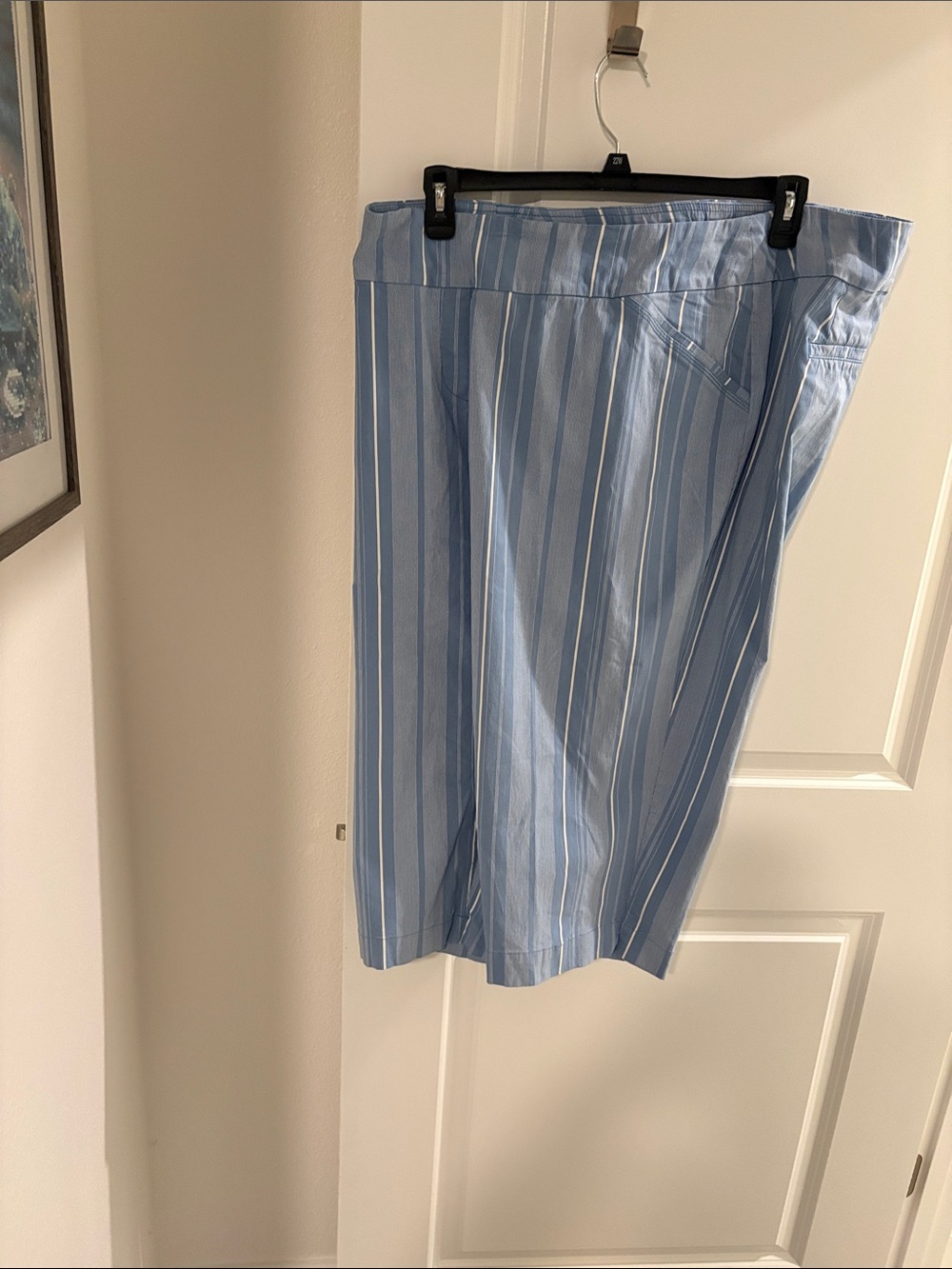 Light Blue Striped Capris - Women's Casual Pull-On